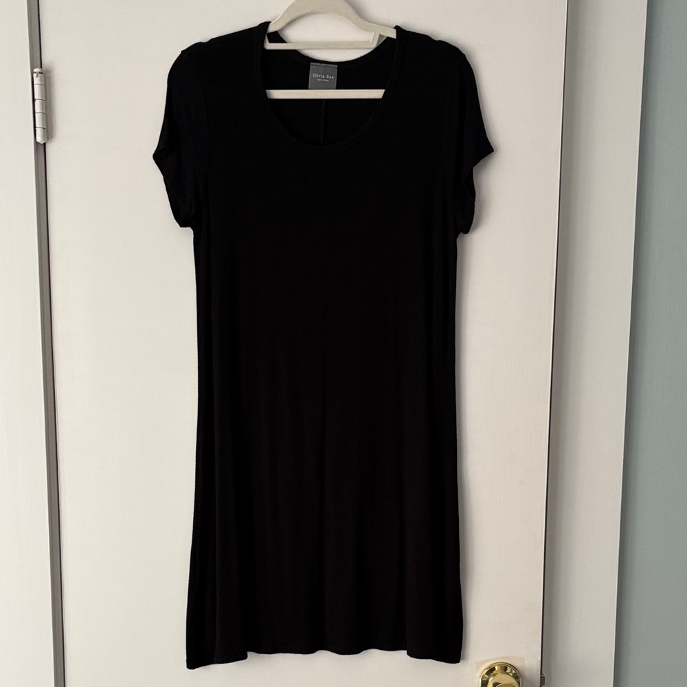 Black Short Sleeve Dress